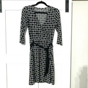 White House Black Market Faux Wrap Dress sz M EUC